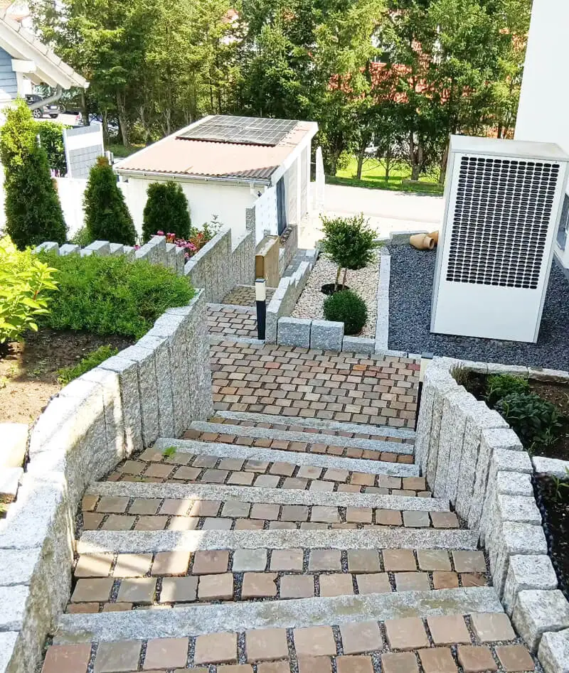 Treppen die sich harmonisch in die Natur einfügen_passend zu jedem Gartenstil- Garten- und Landschaftsbau Wald-Michelbach und Kreis Bergstraße Treppen, die sich harmonisch in die Natur einfügen – passend zu jedem Gartenstil | Garten- und Landschaftsbau Wald-Michelbach und Kreis Bergstraße
